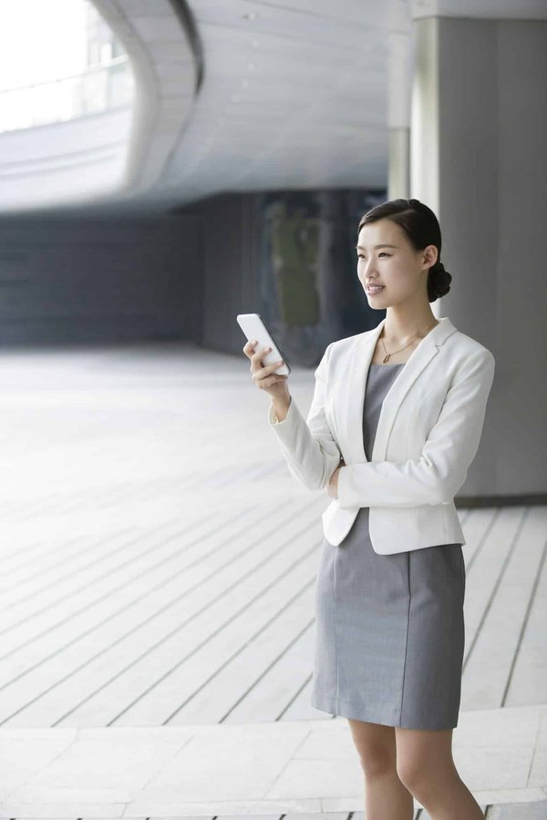 Réparation rapide de la carte mère de l'iphone 13 à 299 €